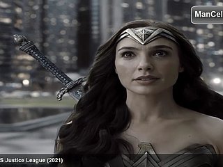 Henry Cavill bertelanjang dada seksi