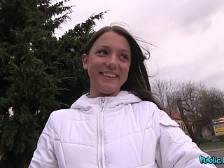 Russe yammy adolescent incroyable pov sexe
