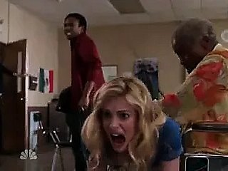 Gillian Jacobs - Cộng đồng