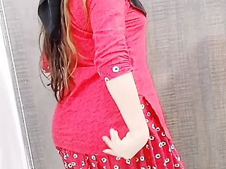 Ev hanımı SHALWAR KAMEEZ'i erkek arkadaşı için kaldırıyor - Hintçe