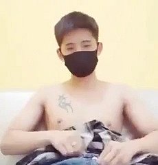 Asiatischer süßer Junge