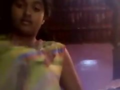 Sri Lanka 25 Tahun Tampilkan Her Beamy Boobs Untuk Me Less Viber