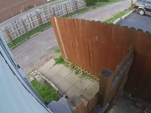 Estranho Pees (Nest Cam pega senhora mijar Columbus, Ohio)