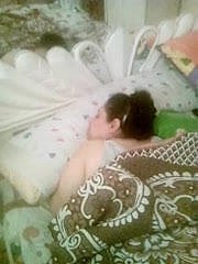 3ors ysawer khalou ث hiya bihdoum noum ث hiya nayma