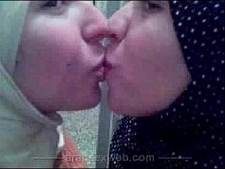 مولات الخمار الحب مثليه العربي